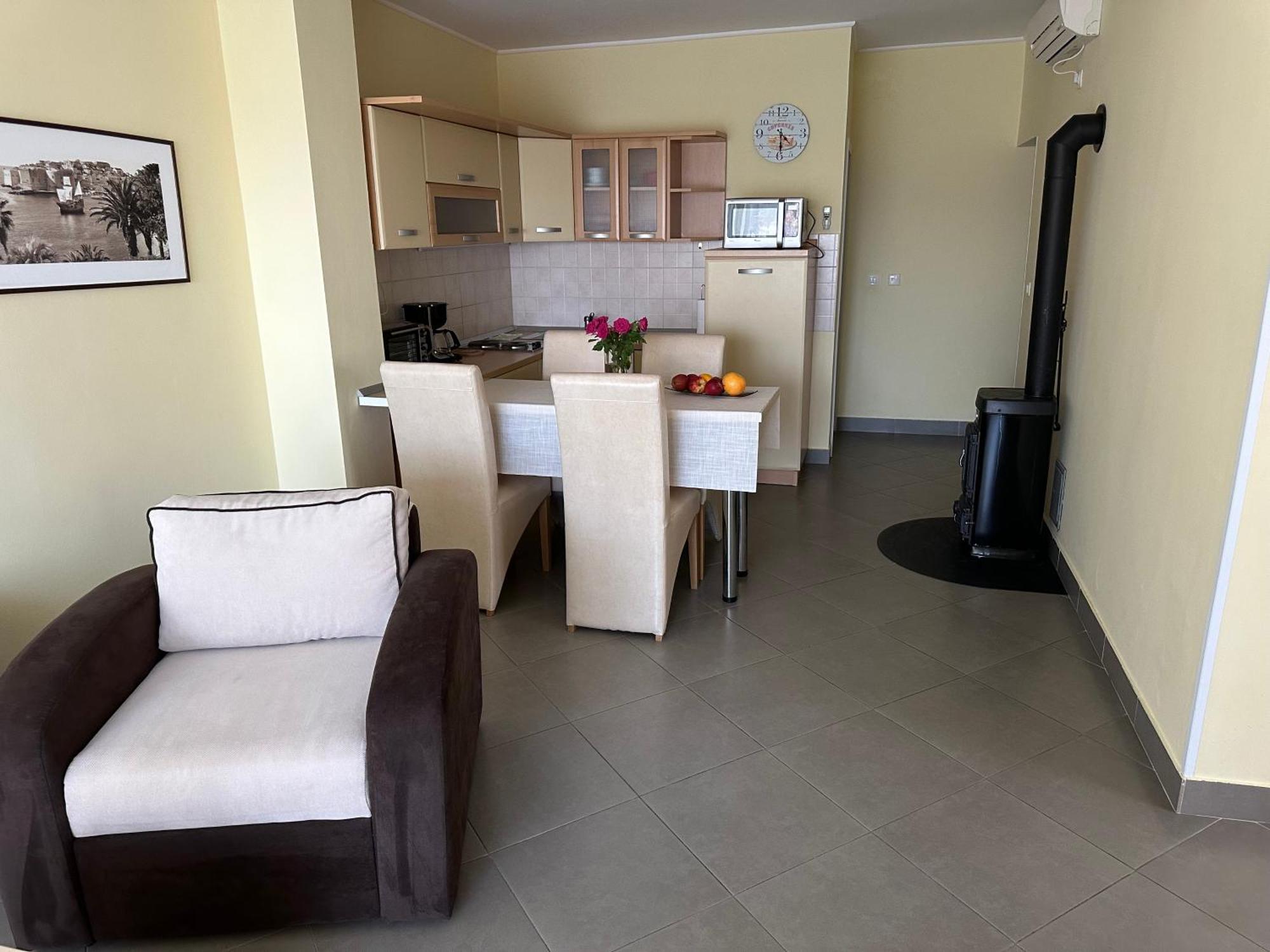 Spacious 1 Bedroom 4 Star Apartment, Mlini Exteriér fotografie